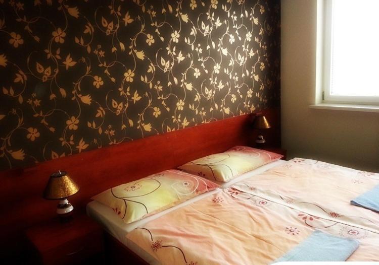 Hotel Hokejka Прьевидза Экстерьер фото